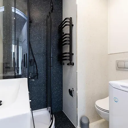 Cozy Jana Kazimierza, Wola Warsaw