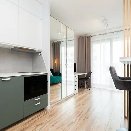 Cozy Jana Kazimierza, Wola شقة وارسو